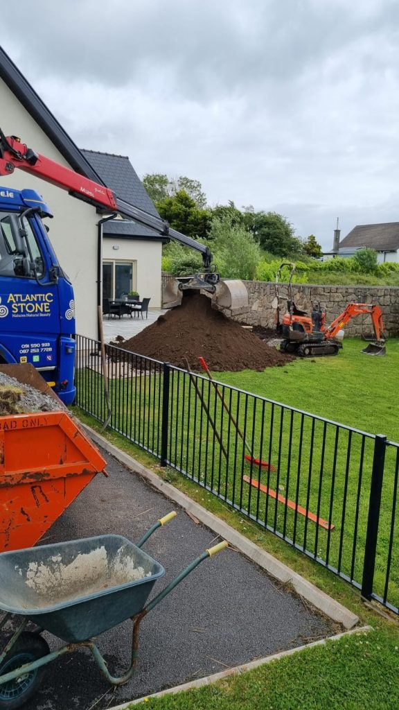 Grab-lorry-delivering-topsoil-Galway